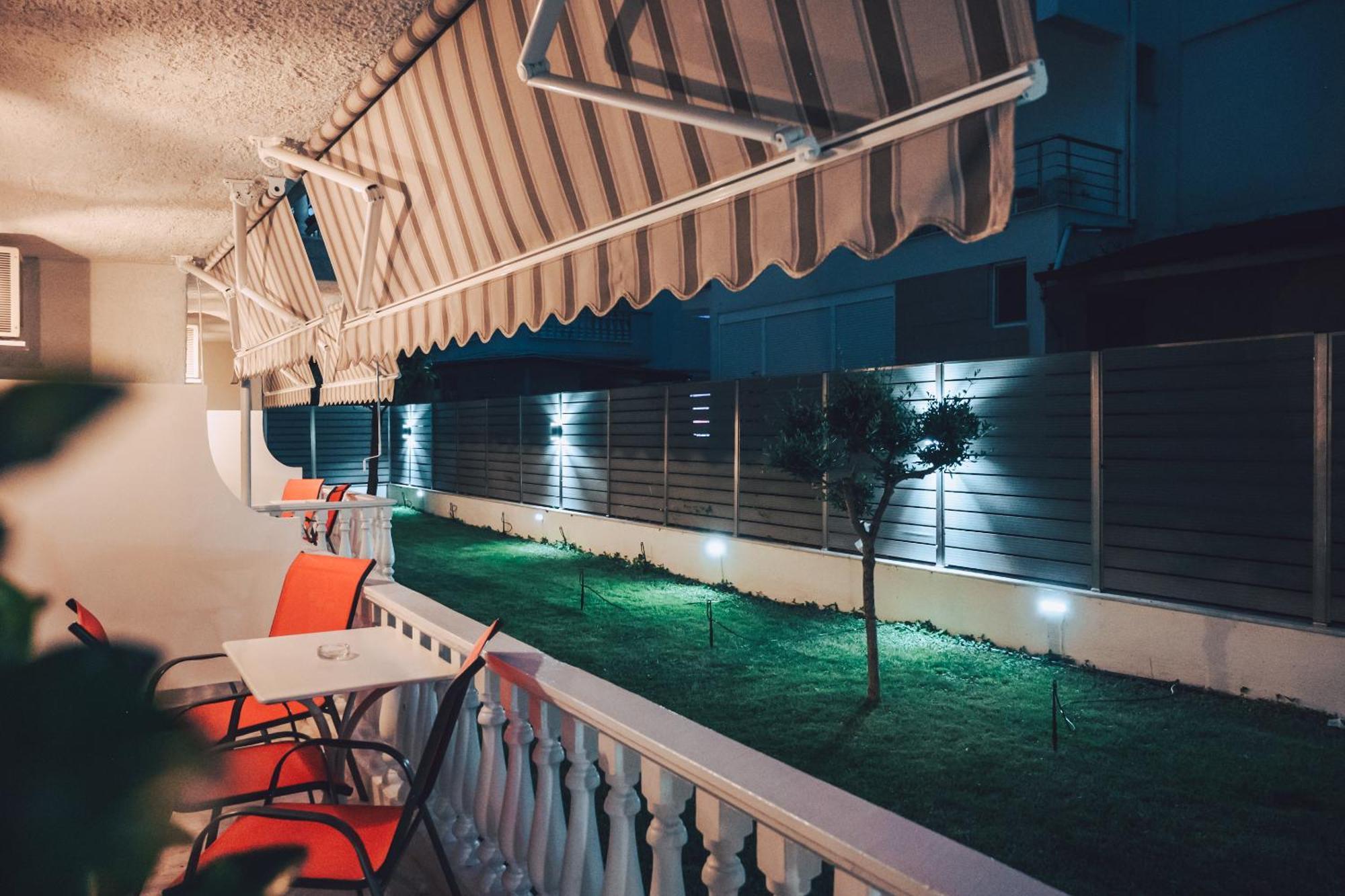 Hotel Kostas Olympiakí Aktí Exteriör bild